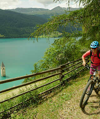 Drei-Länder-Enduro Tour am Reschen